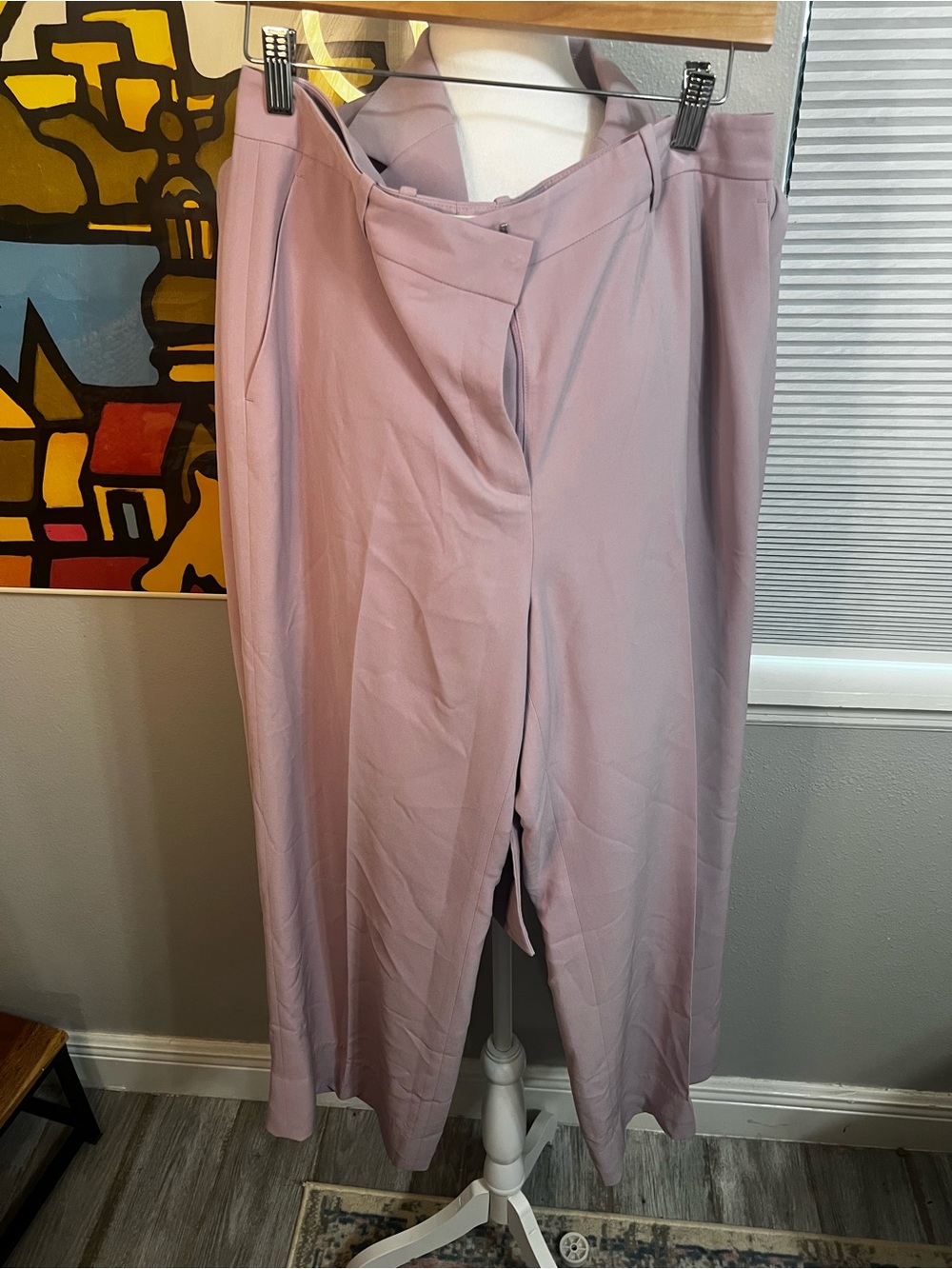 Lafayette 148 New York Suit 12 Lilac Set 3
Button blazer & Straight Pants - Picture 3 of 14